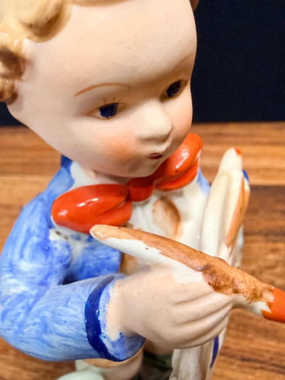 SONSCO Artist Boy Painting Figurine